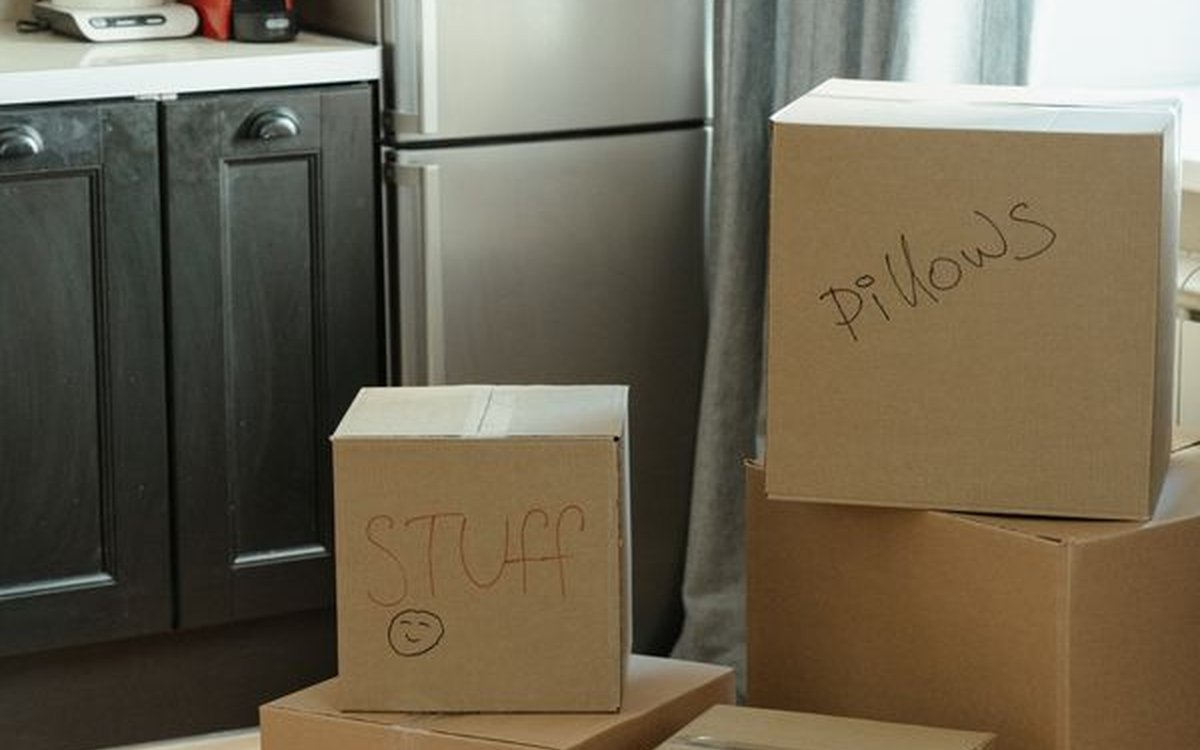Garde-meuble à Toulouse : quand y penser et comment bien stocker ses affaires
