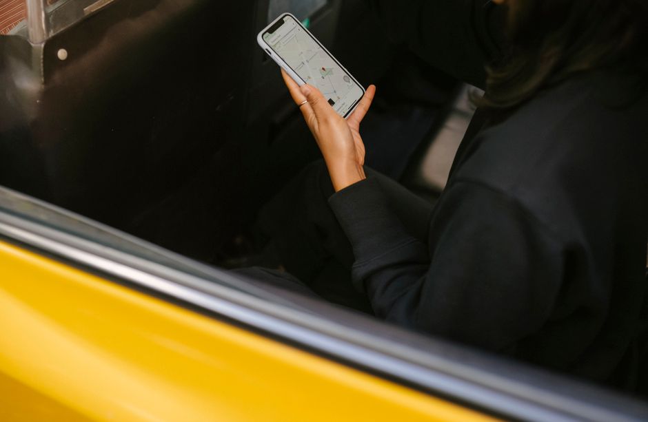 GPS dédié ou application : lequel choisir